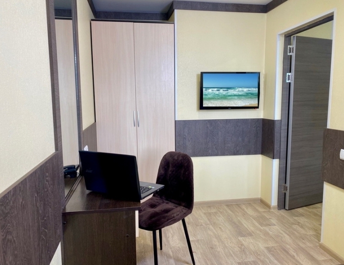 Люкс Семейный 2-комнатный 5-местный корпус 1 - Санаторий «Голубая волна» Алушта