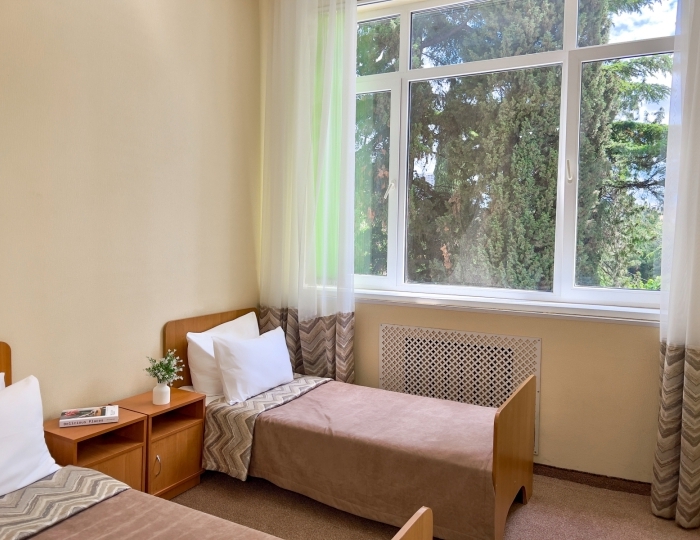 Люкс Семейный 2-комнатный 5-местный корпус 3 - Санаторий «Голубая волна» Алушта