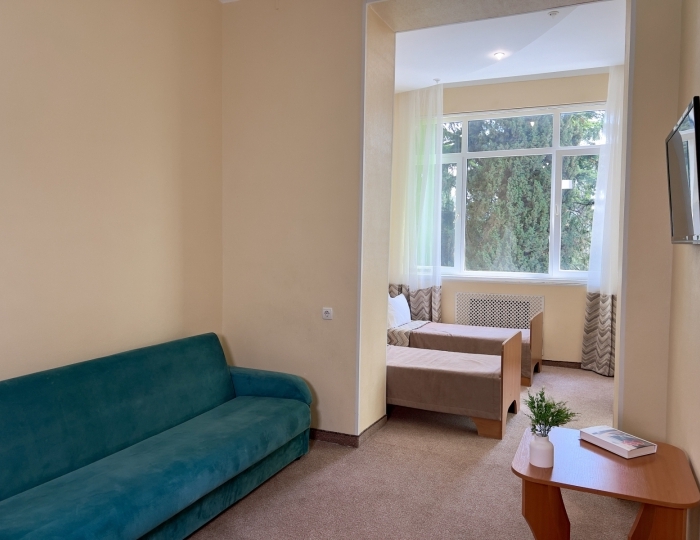 Люкс Семейный 2-комнатный 5-местный корпус 3 - Санаторий «Голубая волна» Алушта