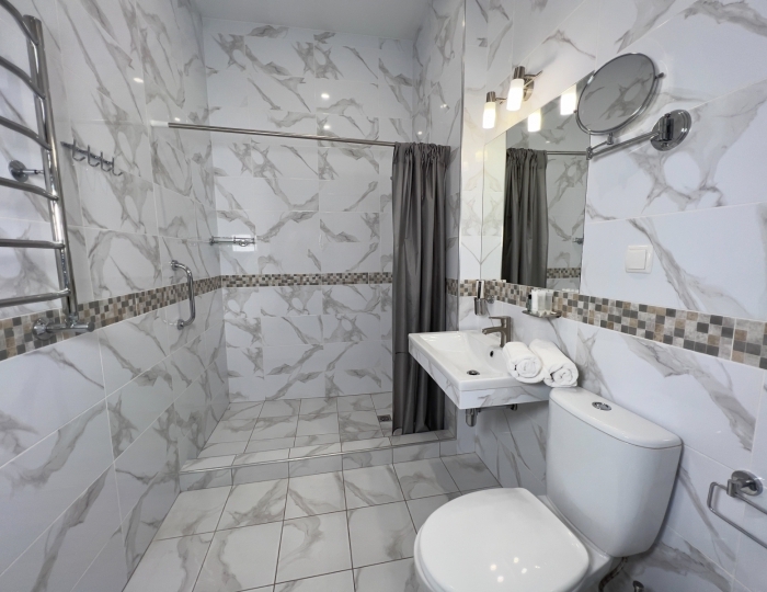 Люкс Семейный 2-комнатный 5-местный корпус 3 - Санаторий «Голубая волна» Алушта