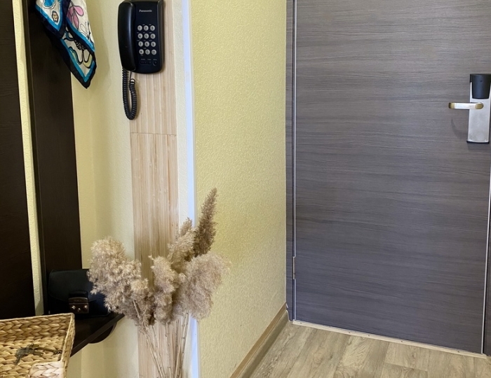 Улучшенный 3-местный 1-комнатный корпус 1 - Санаторий «Голубая волна» Алушта